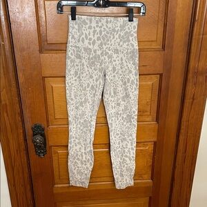 Lululemon Gray Animal Print Leggings 25”